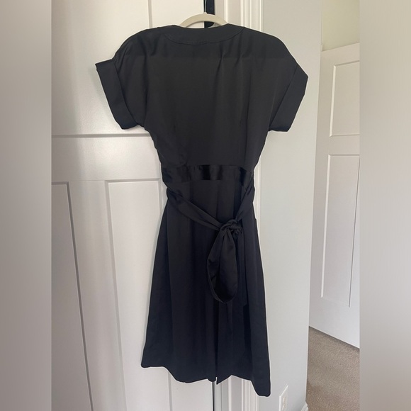NWT J.Crew Black Satin Crepe Holiday Wrap Dress Short Sleeve V Neck - Picture 5 of 5